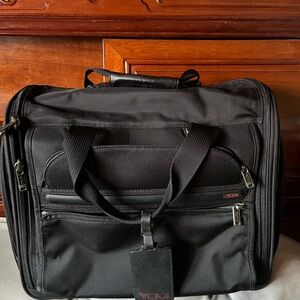 TUMI, 2-Wheel Cabin Bag, Black New, 16x13x8 Inches